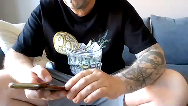 naughtynottz5050 webcam