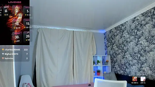Laila_Blarr Live Web Cam Show