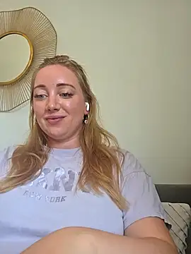 arielsweetieee webcam