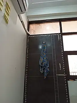 Riya_hot8 webcam