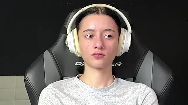 NakishaPreedom webcam