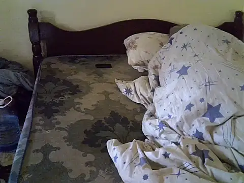 poojr2 webcam