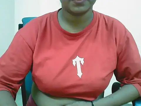 LovingPihu webcam