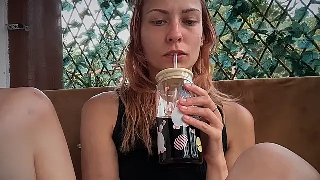 karo123421 live cam on StripChat