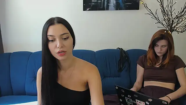 elza_rose webcam