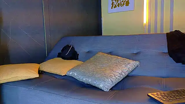 ALANNFERRER live sex cam