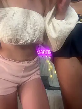 SweetCupcaks live cam on StripChat