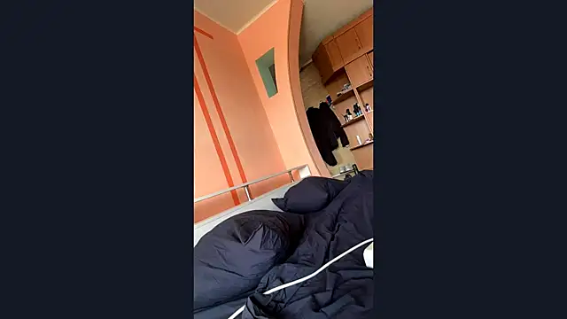 CatherynShubin live cam on StripChat