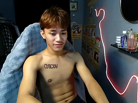 naughtyboyloy_0 webcam