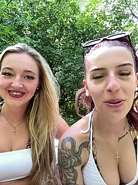 emilypeperoni live webcam