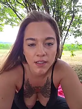 Luna_Lynn Live Web Cam Show