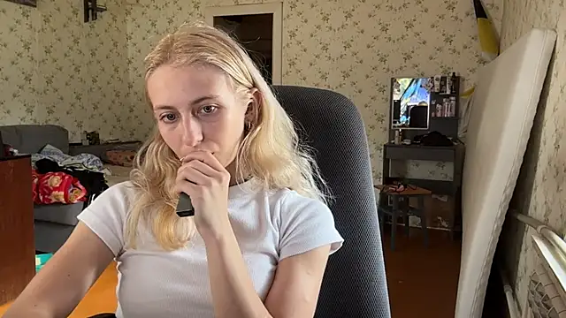 LisaBam webcam