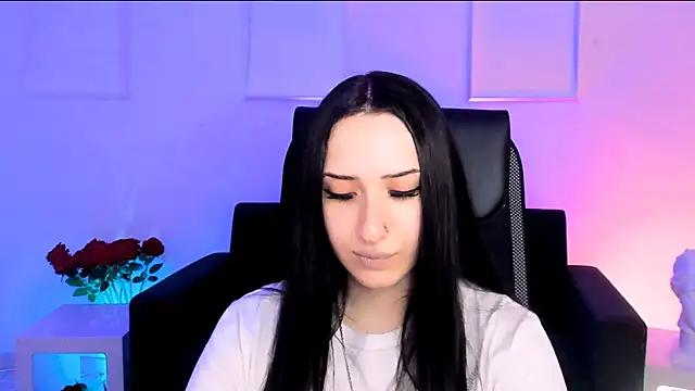 MonicaLowes webcam