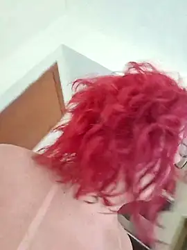 Escarlate4you_ webcam