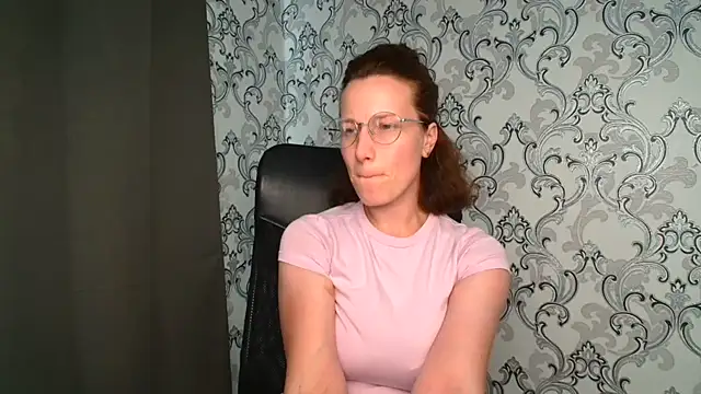 Kelly_Kisss webcam