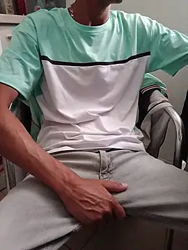Skinboy06 webcam