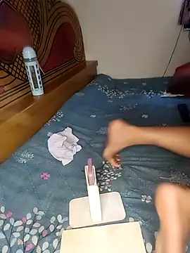Cute-doll143 webcam