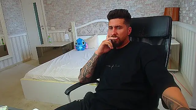 LoganStroud webcam