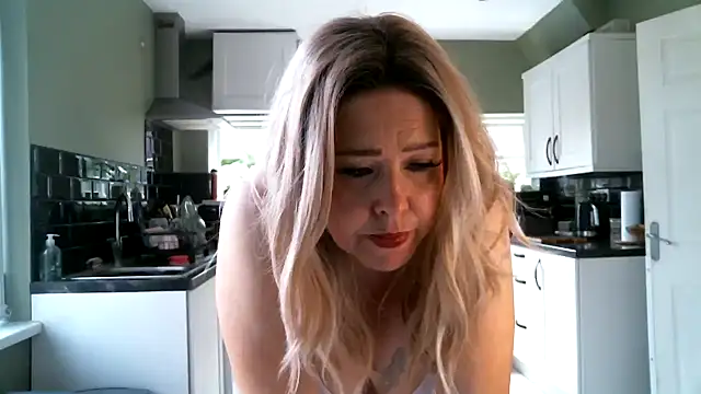MissHoneyPenny