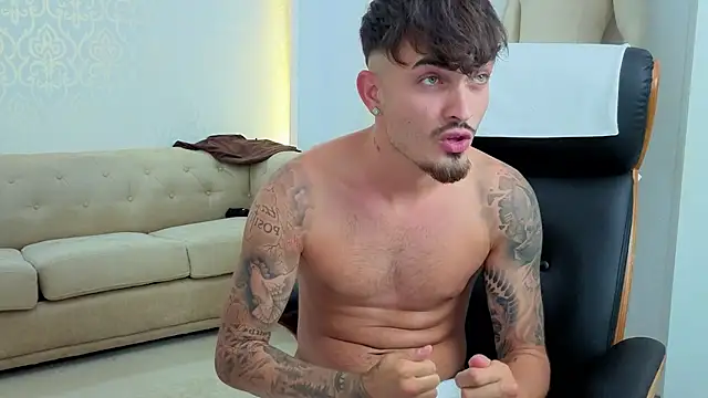 BrandonTate webcam