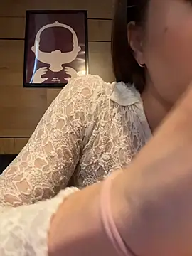 holly_play (F young) - drop the piece of clothes — you choose