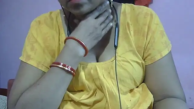 Pooja-suman webcam