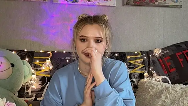 EarlineStrojnys webcam