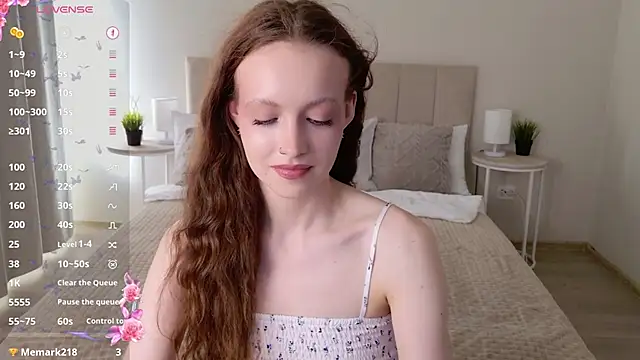 SallyPinkman webcam