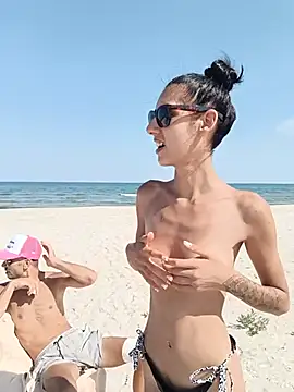 Andreea_Foxx webcam