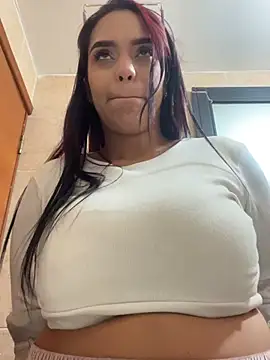 Sara-77 webcam