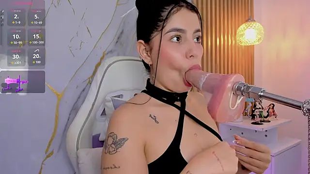 alissaowens_ webcam