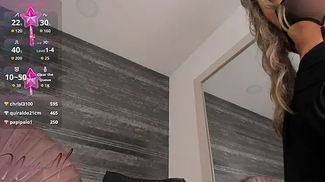 Nayla_Monroee webcam