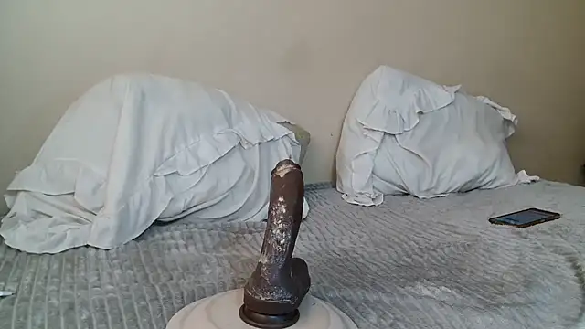 KinkyJXxX webcam