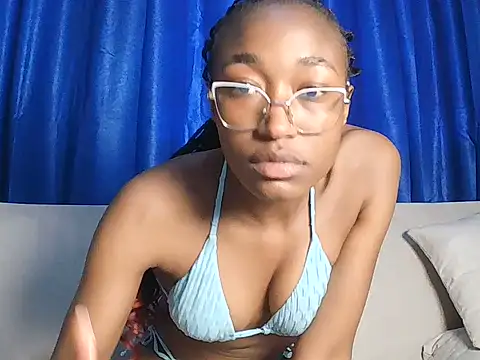 pinky_aura22 webcam
