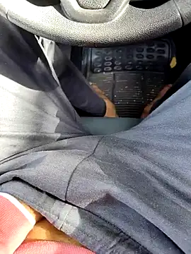 kingcobraclassy (Ask my age) - 3rd day 6th Cumshot