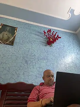 Dick_6inches_Delhi webcam