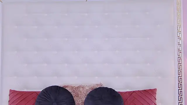 Lenna_Paul deepthroat fetish room