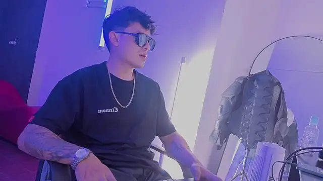 angel_still_ webcam