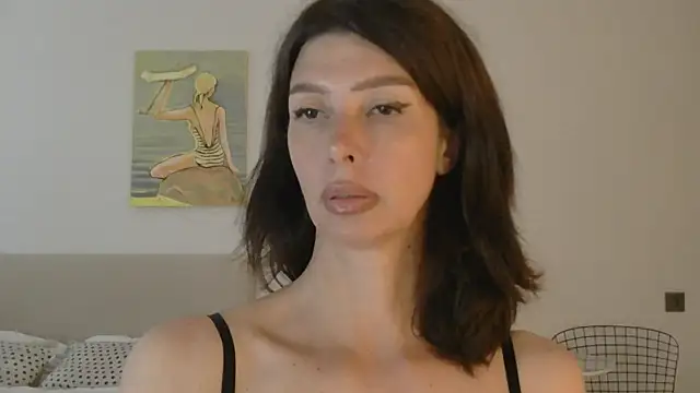 WhiteQueen888 webcam