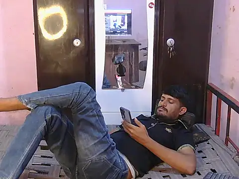 HotXKrish webcam
