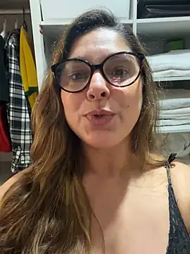 mariiii_morena (F milf) - Ficar peladinha por 3 minutos