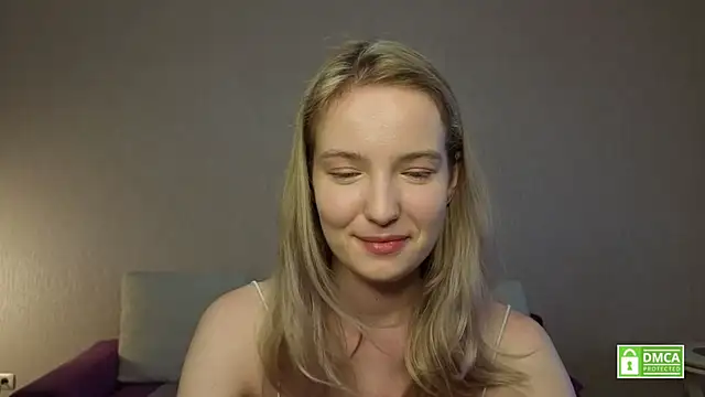 HongTomczak live cam on StripChat