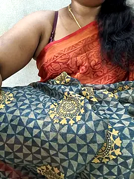 MaaliiiPonuTamil webcam