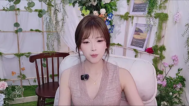 Apple-228 live cam on StripChat