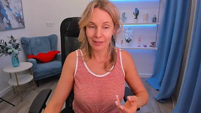 Sinty_Devis live cam on StripChat