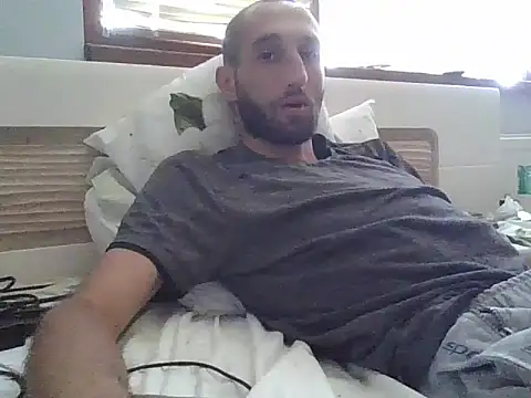 stiven121312 live cam on StripChat