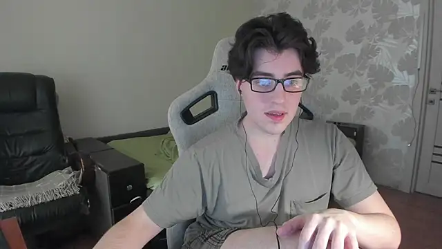 Knuckles17 live cam on StripChat