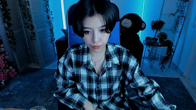 SirenMystiq live cam on StripChat