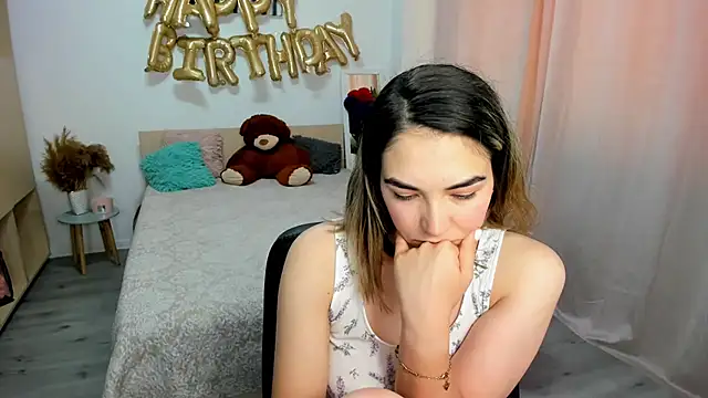 AlexaJuly webcam