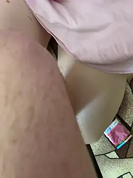 JuicyGamess webcam